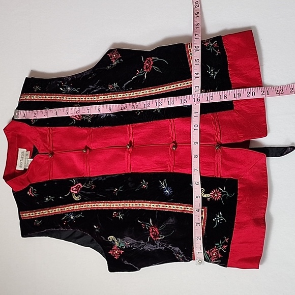 Ann Taylor Back Red Velvet Asian Floral Vest - Picture 9 of 11